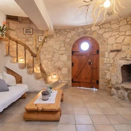 Gerakomylos Stone House Vasilikí