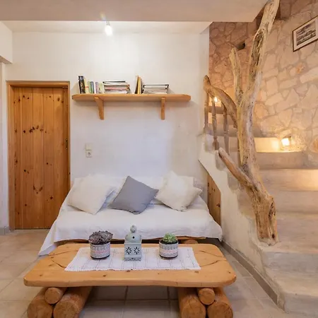 بيت للعطل Gerakomylos Stone House