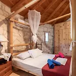 Gerakomylos Stone House بيت للعطل